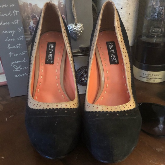 Black high heels sz 10 - Picture 4 of 4